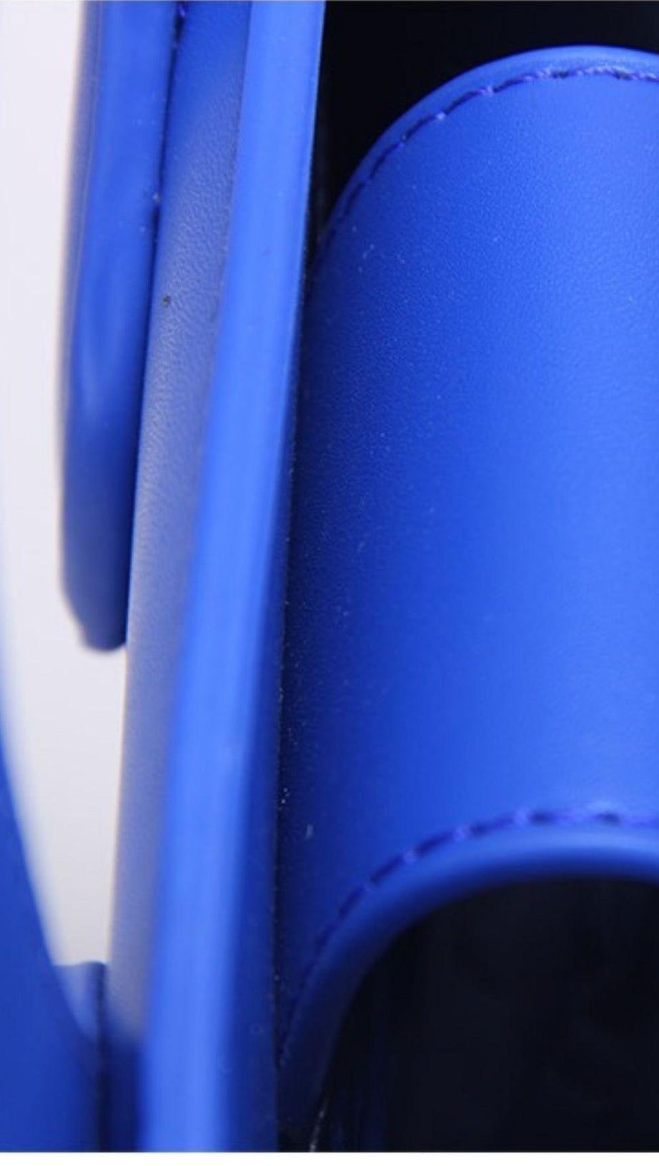 PEACH HEART HANDBAG.