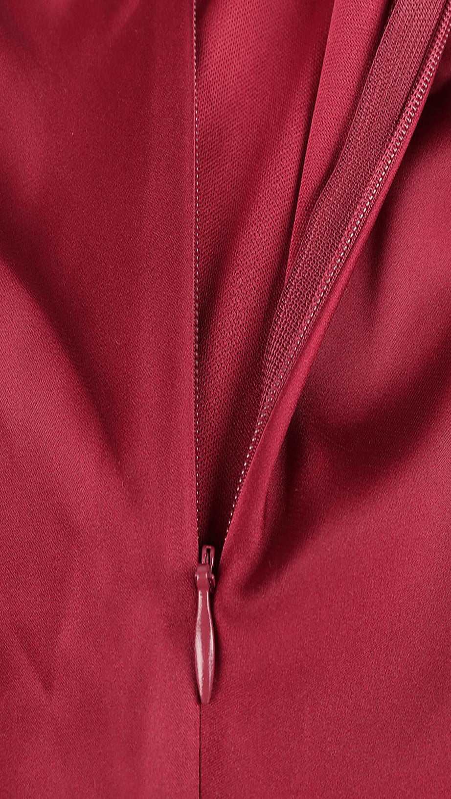 OFF SHOULDER DRESS IN WINE