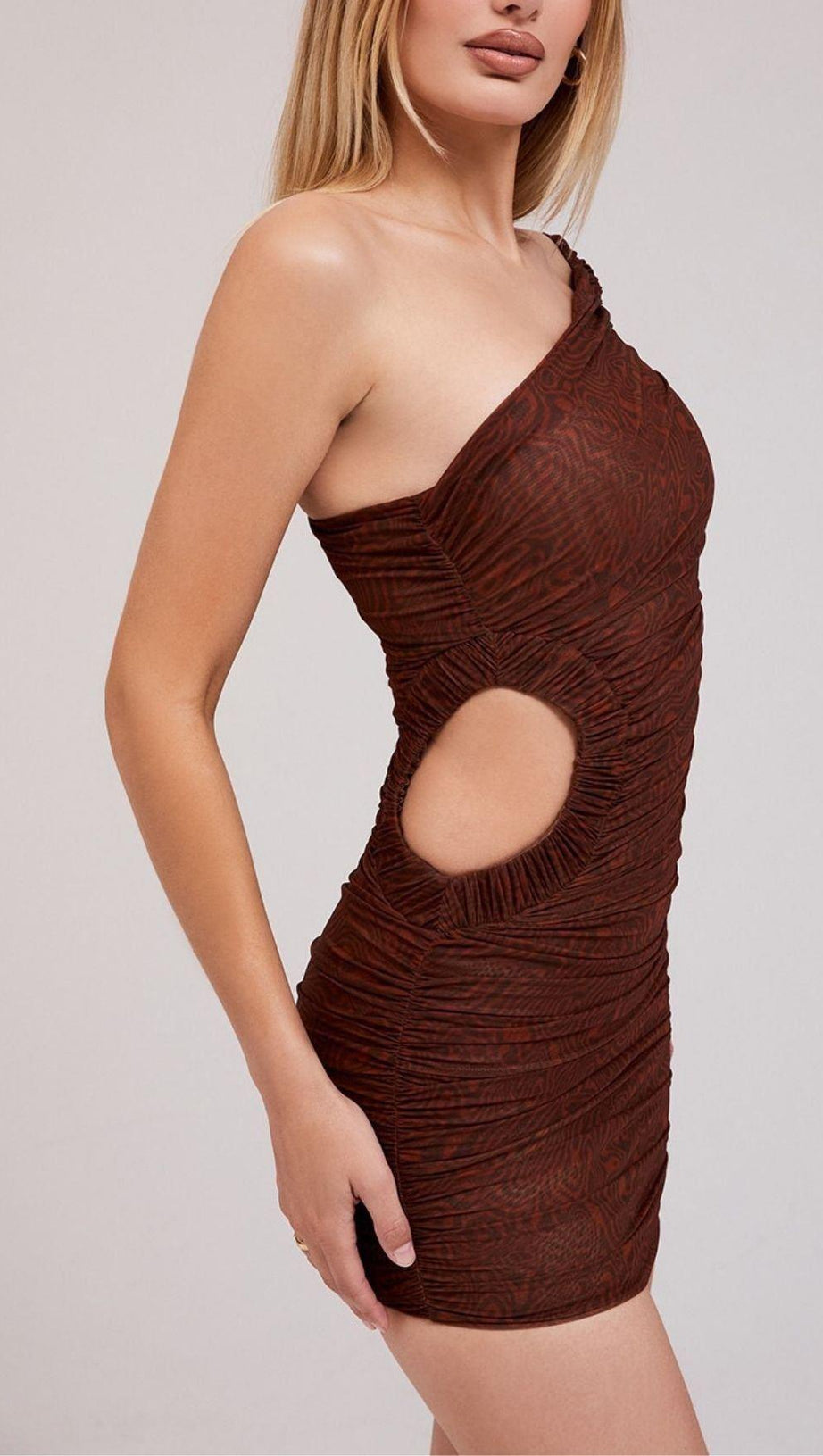 OBLIQUE SHOULDER MESH HOLLOW SKIRT