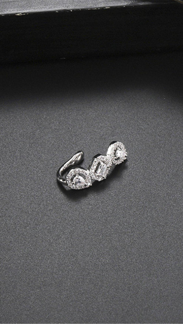 AIIZIE NON-PIERCER GEOMETRIC ZIRCON EAR CLIPS - product image