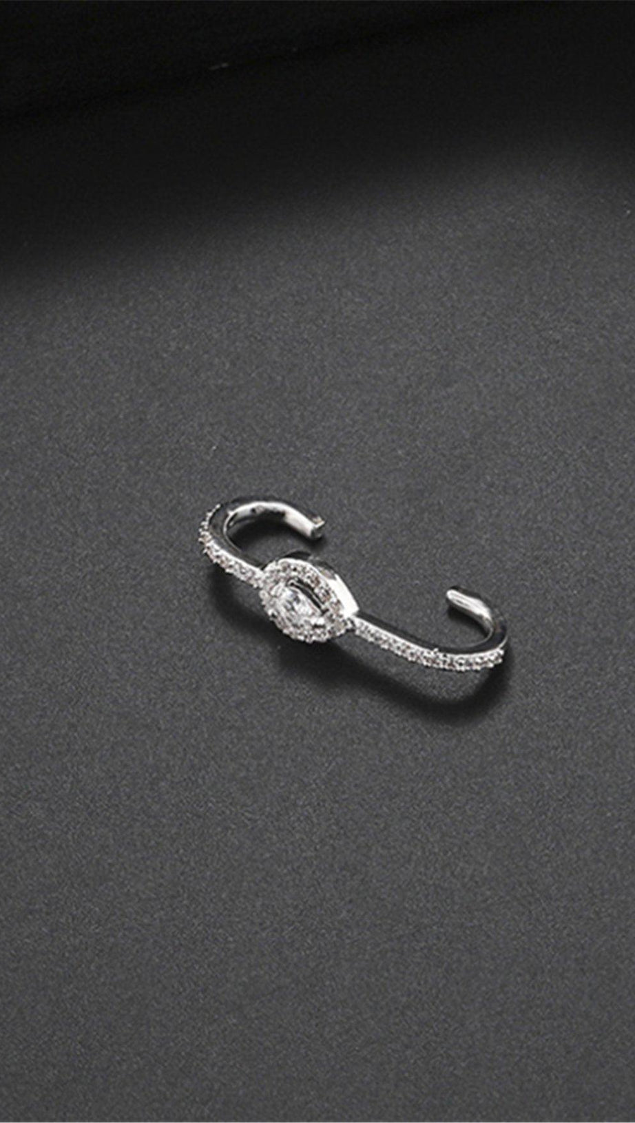 NON-PIERCED GEOMETRY  EAR CLIP