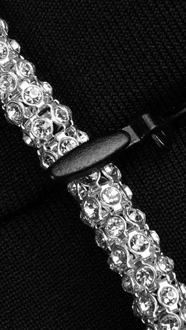 MINI ABITO CON COLLANA DI CRISTALLI IN NERO