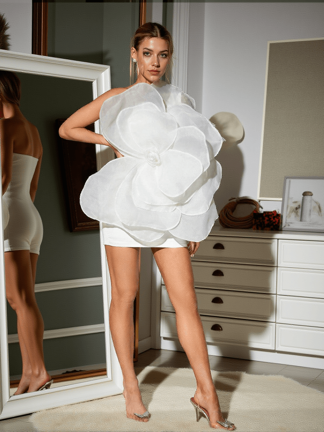 Gannon Minikleid mit One-Shoulder-Träger und Blumenmuster