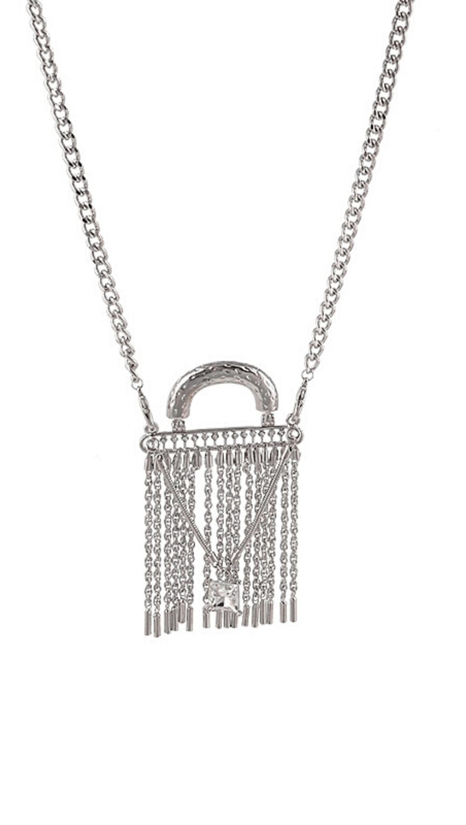 UMHÄNGETASCHE MIT KETTE UND METALLQUASTE