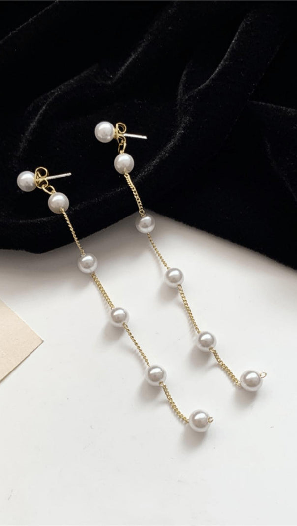 AIIZIE LONG PEARL TASSEL EARRINGS - product image