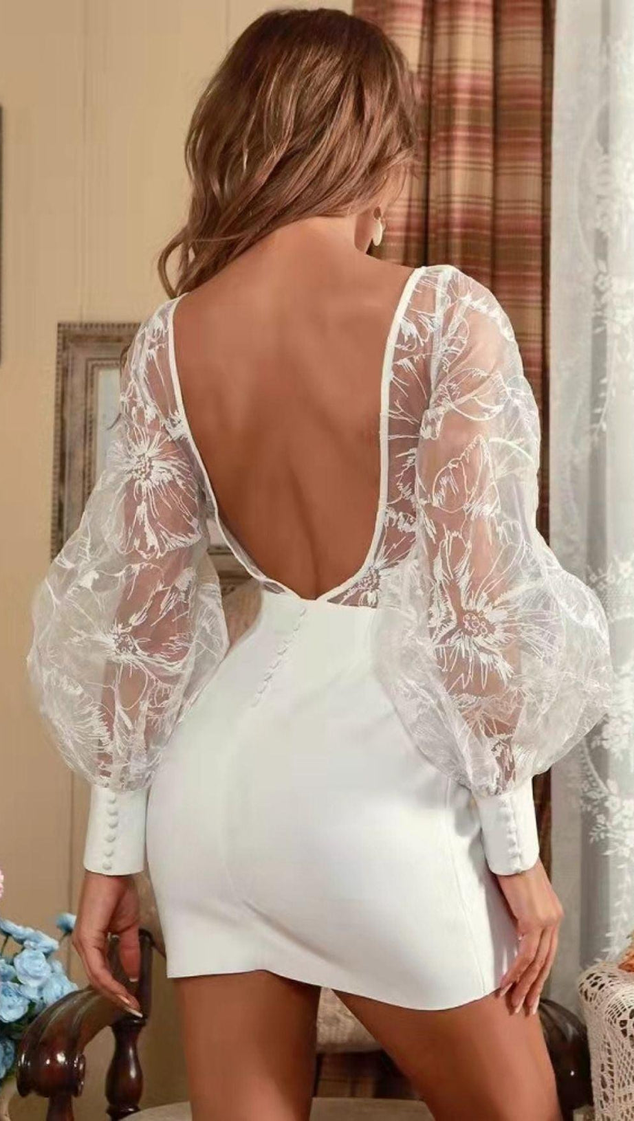 WHITE LEAKY BACK LACE STITCHING DRESS