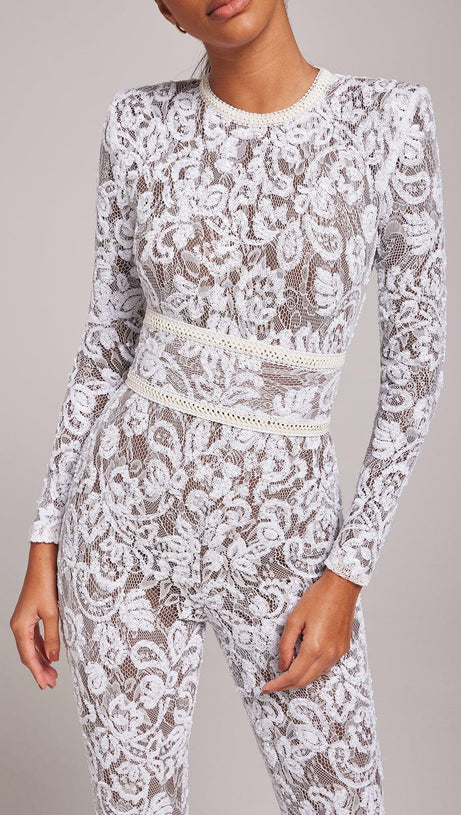 TUTA BIANCA NUDE SCURO