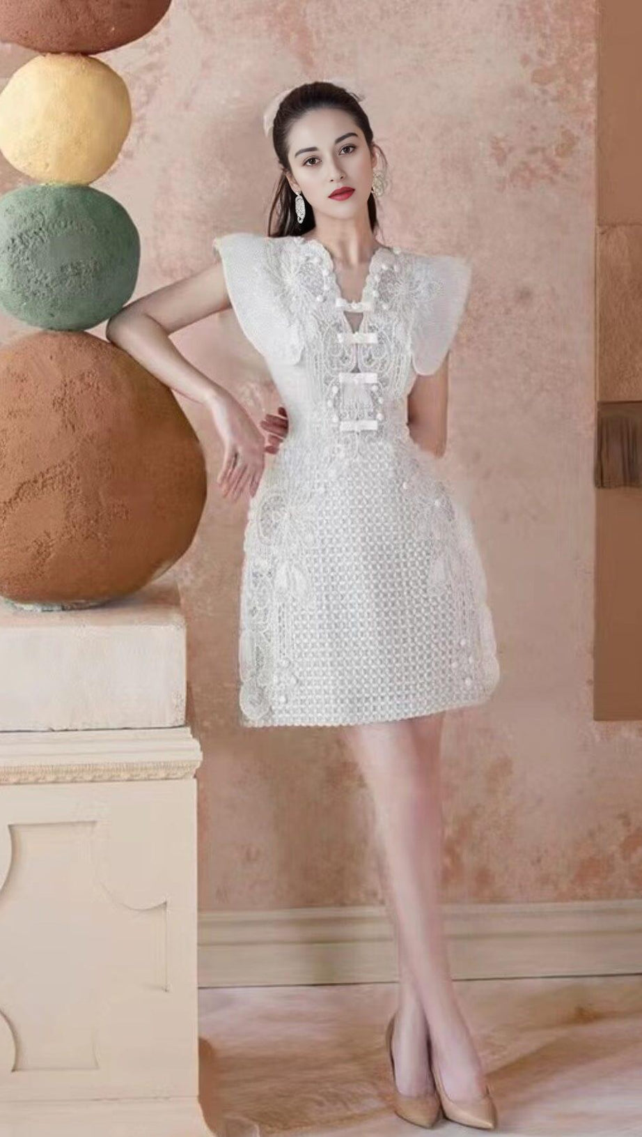 LACE WAIST-TIGHTENING MIDI DRESS IN WHITE