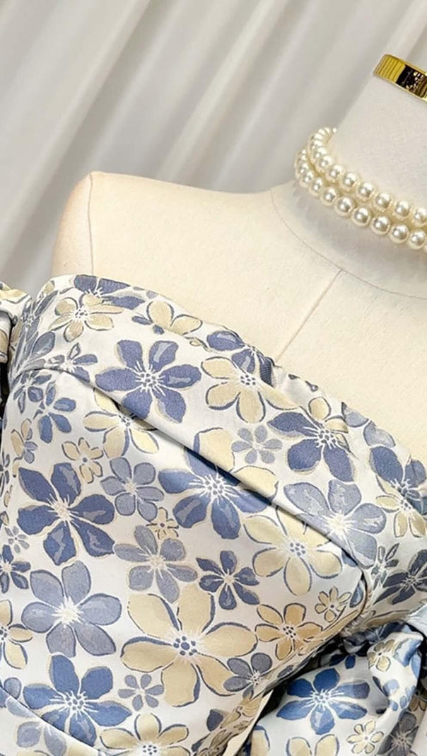 AIIZIE PUFF FLORAL PRINT MINI DRESS IN BLUE - product image