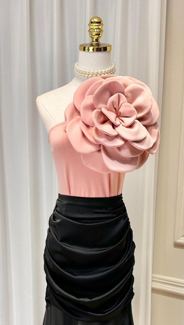 AIIZIE EXAGGERATED 3D FLOWER BODYSUIT IN PINK - product image