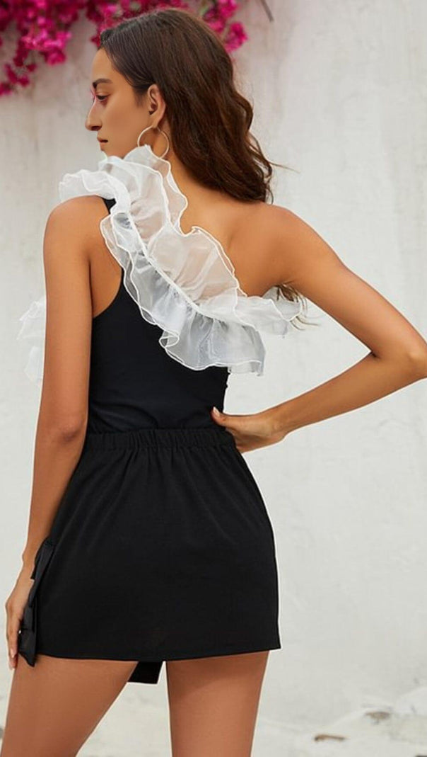 AIIZIE ONE SHOUDER RUFFLE STITCHING ONE PIECE SWIMSUIT - product image