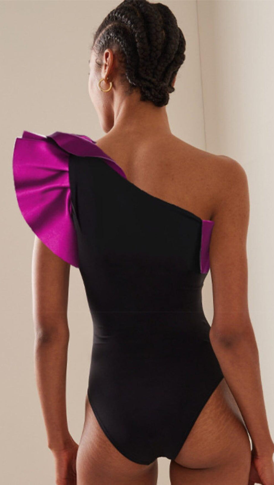 ONE SHOULDER RUFFLE COLOR BLOCK ONE PIECE SWIMSUIT AND SARONG