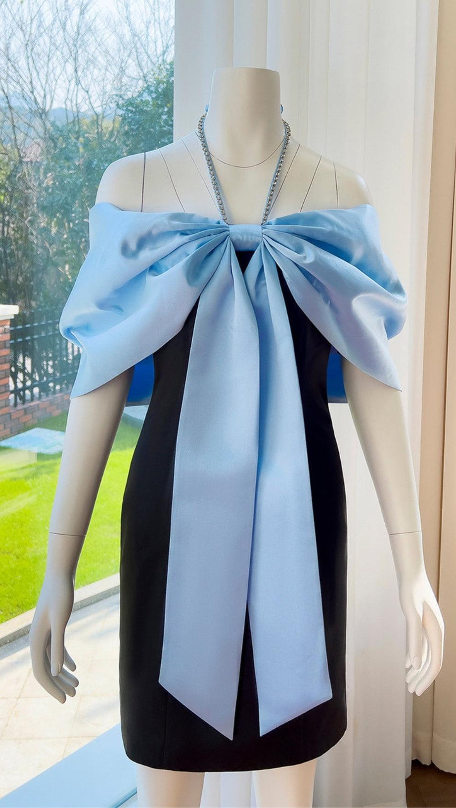 HALTER BOW PATCHWORK MINI DRESS