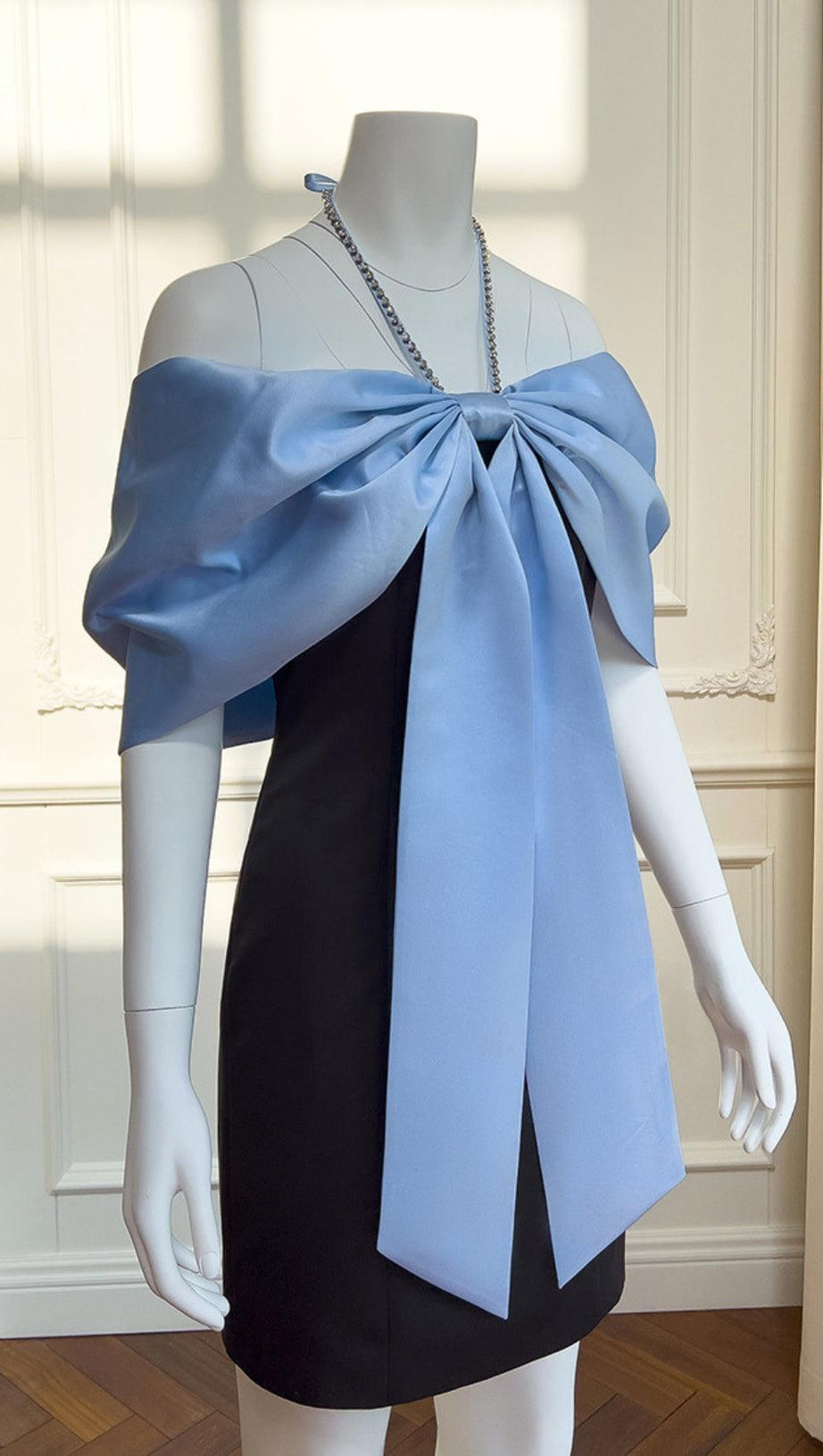 HALTER BOW PATCHWORK MINI DRESS