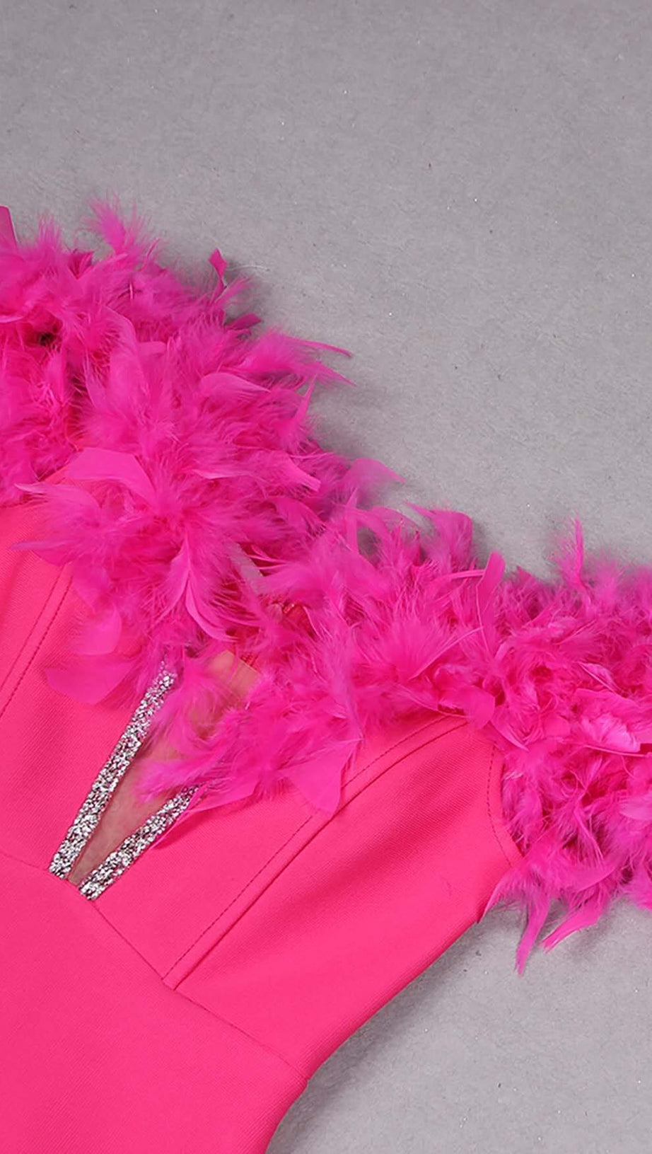 ABITO MIDI CON SCOLLO A V E PIUME ROSA