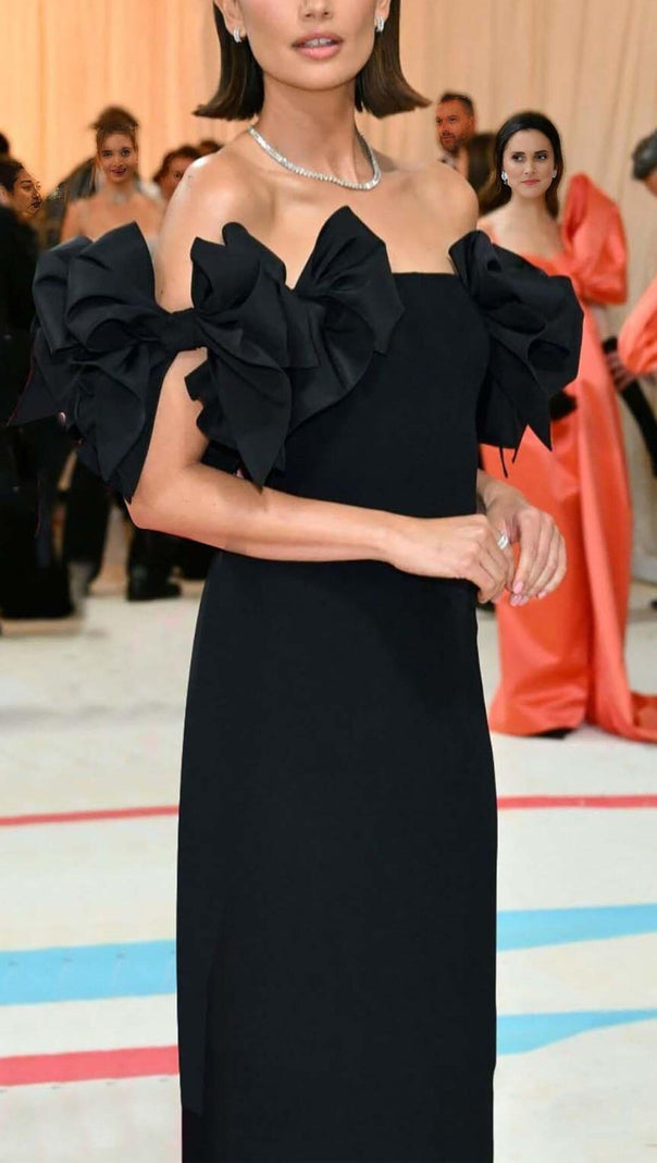 AIIZIE BOW-EMBELLISHED BANDAGE MIDI DRESS IN BLACK - product image