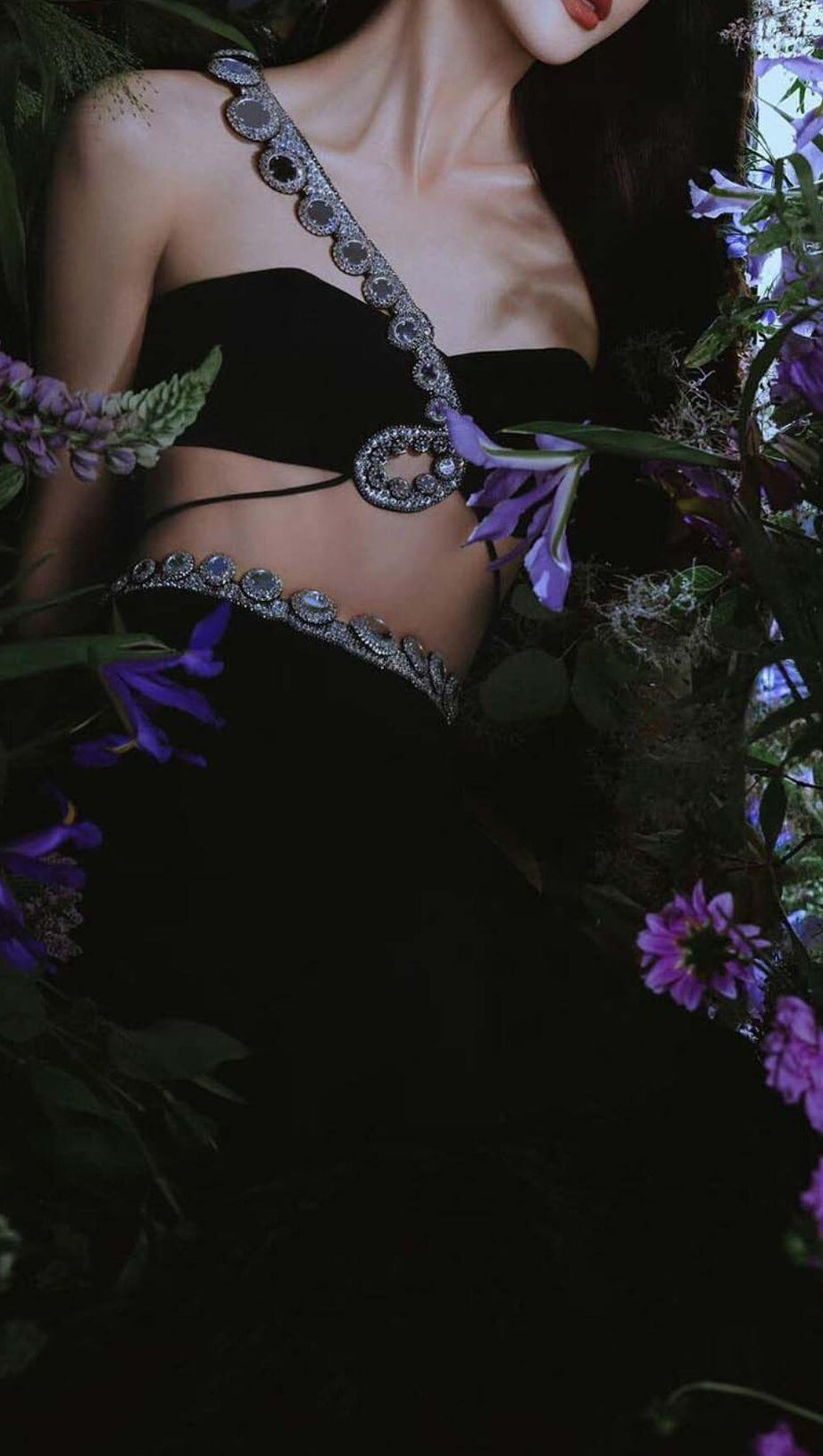 ABITO MIDI MONOSPALLA CON CRISTALLI NERO