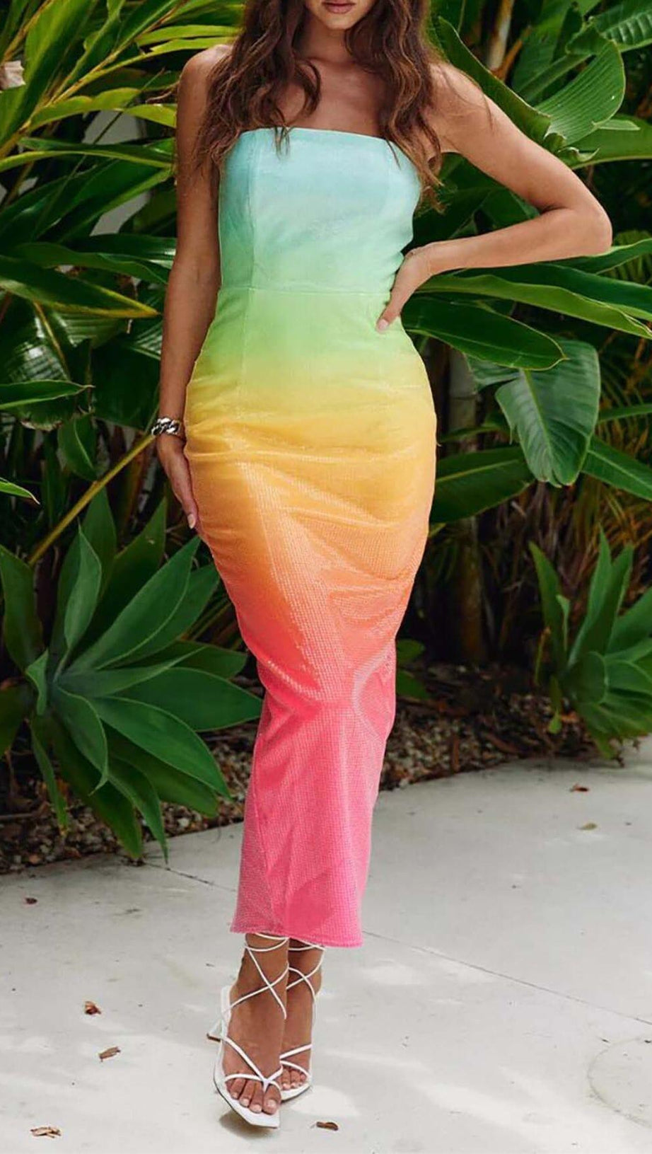 ABITO LUNGO SENZA SPALLINE CON PAILLETTES OMBRE MULTICOLORE