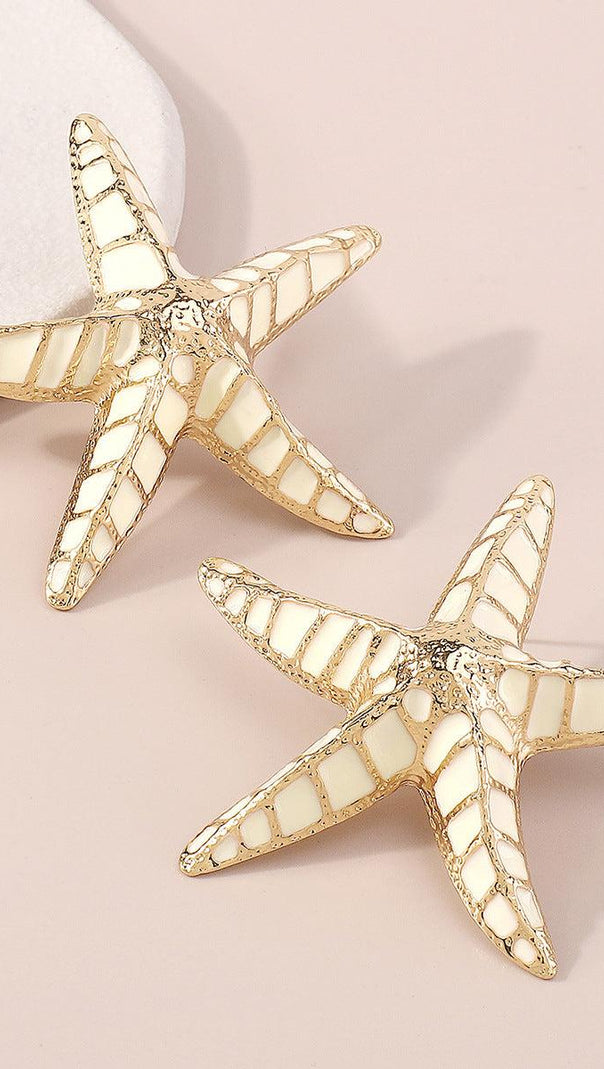 AIIZIE STARFISH EARRINGS IN BEIGE - product image