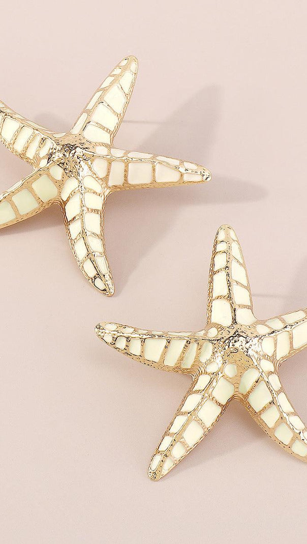 AIIZIE STARFISH EARRINGS IN BEIGE - product image