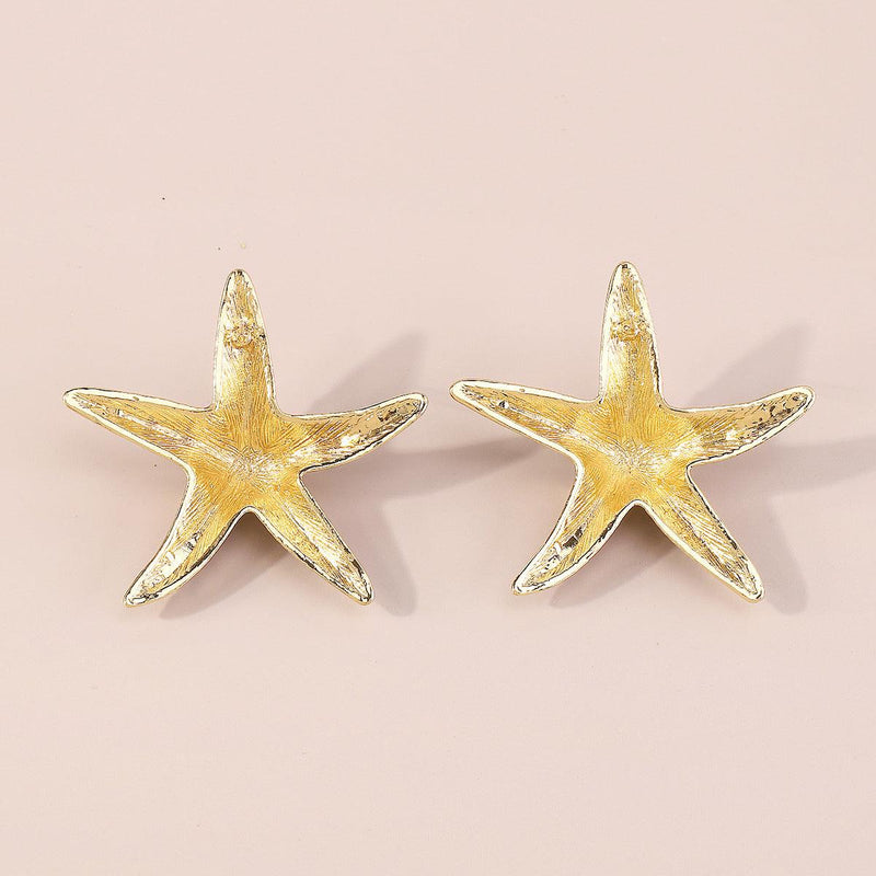 STARFISH EARRINGS IN BEIGE