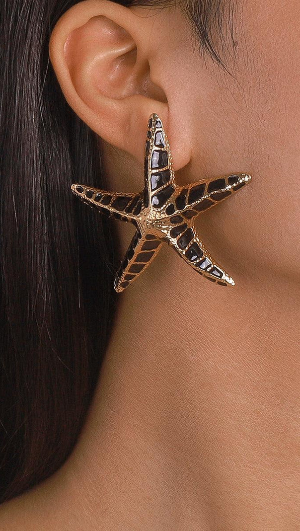AIIZIE STARFISH EARRINGS IN BLACK - product image