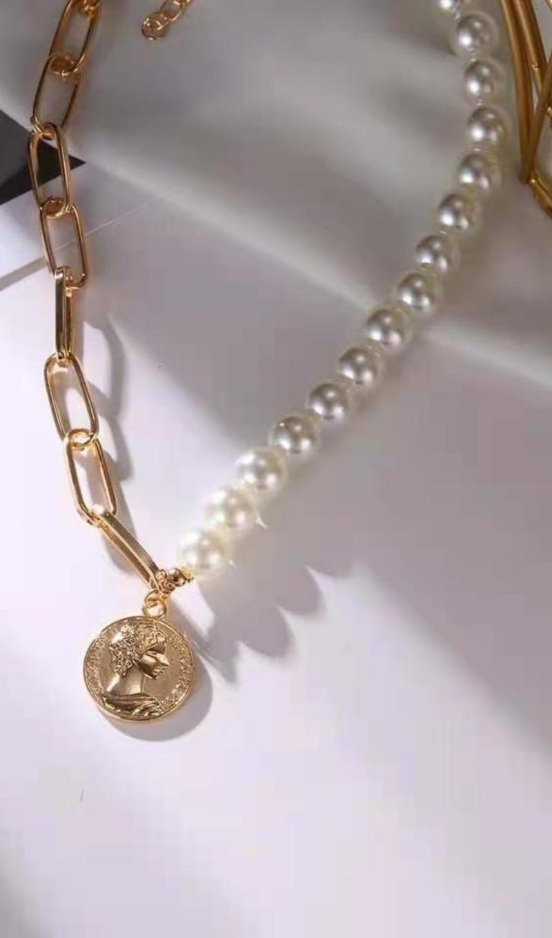 GOLD PEARL NECKLACE