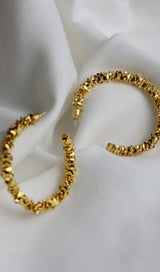 18K GOLD MENTAL FACET HOOP EARRINGS