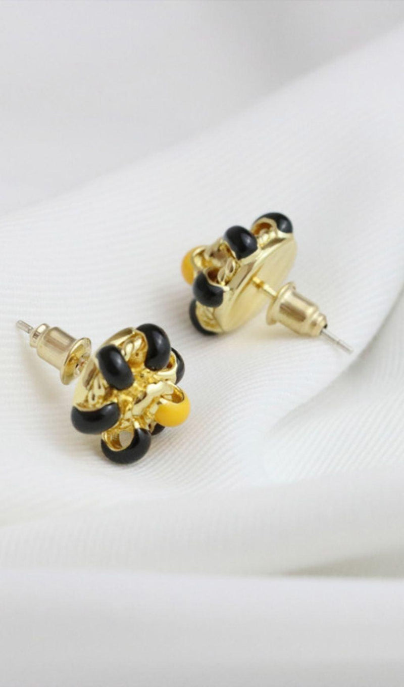 18K GOLD ENAMEL FLOWER EAR STUDS - WHITE