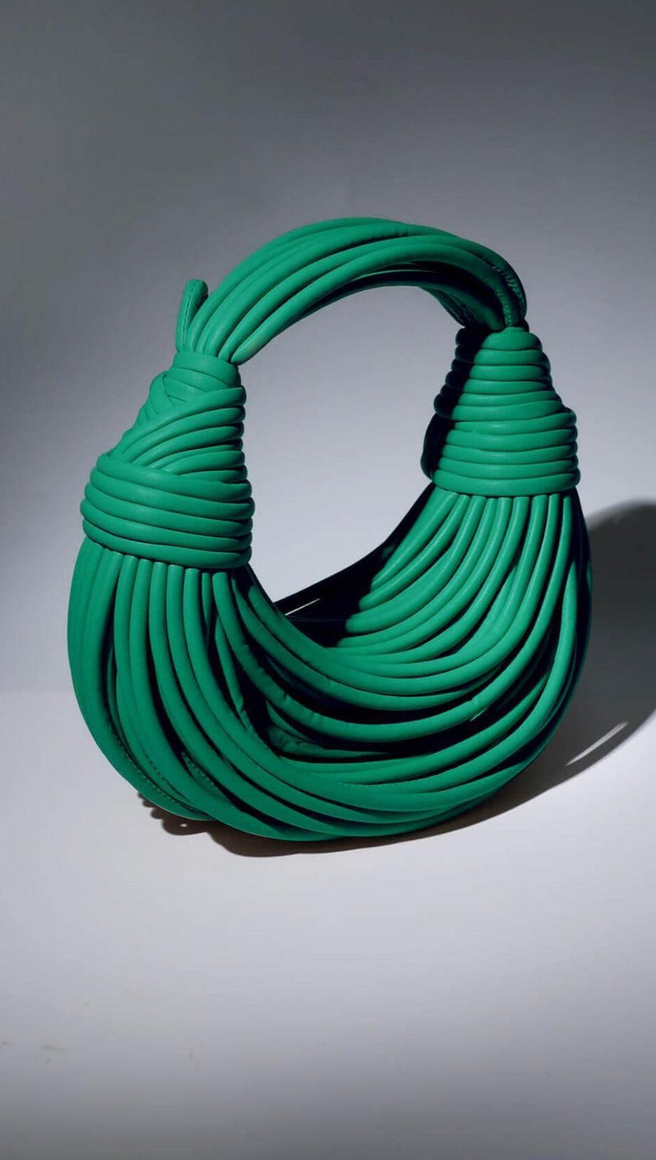 DOUBLE KNOT TOTE BAG IN GREEN