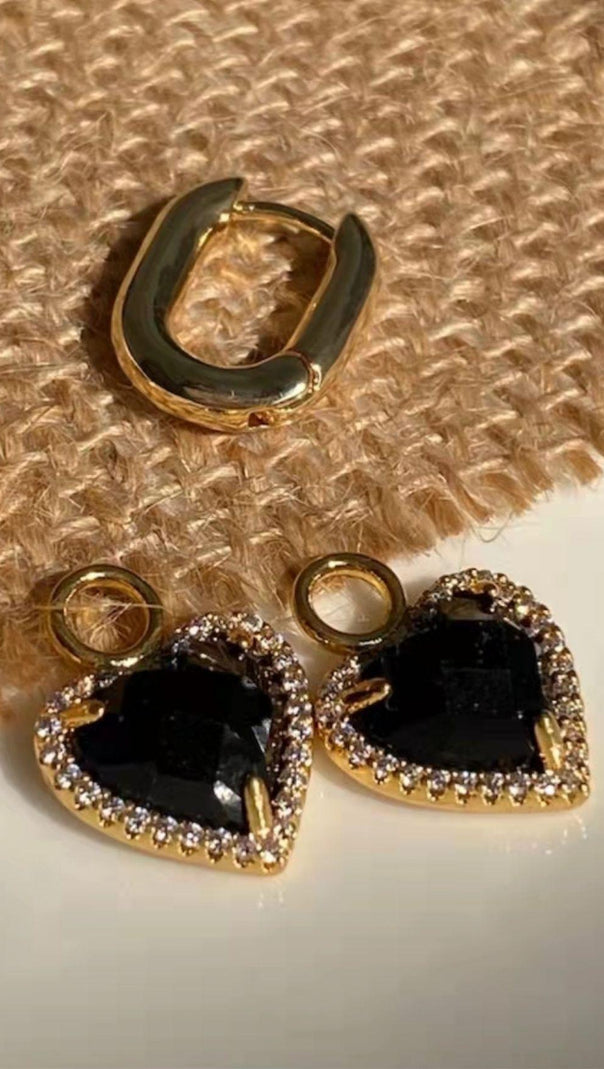 AIIZIE VINTAGE HEART SHAPED EARRINGS - product image