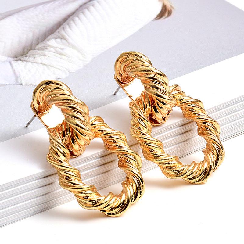 FASHION GOLDEN EARRINGS