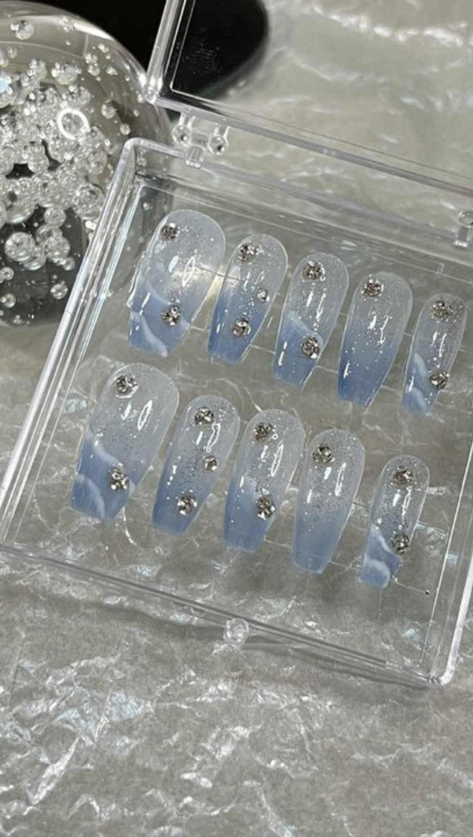 UNGHIE A PRESSIONE FATTE A MANO CON DIAMANTE