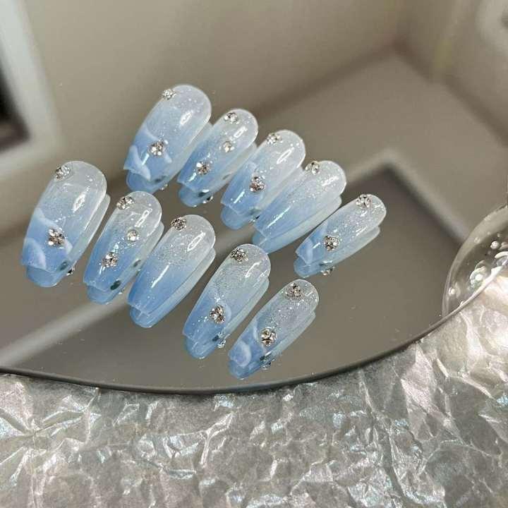 UNGHIE A PRESSIONE FATTE A MANO CON DIAMANTE