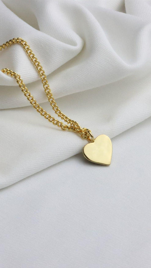 AIIZIE 18K GOLD HEART SHAPED NECKLACE - product image