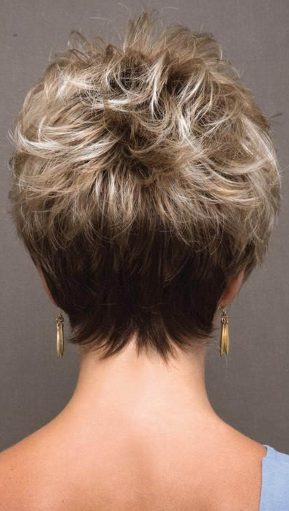 Hitzebeständige synthetische Kronenperücke