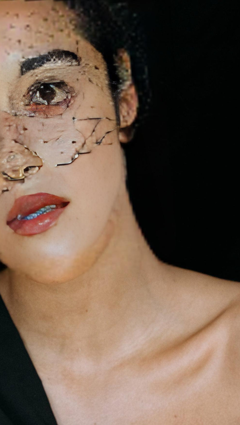 DREIFACHROSETTE MIT SCHLEIER IN SCHWARZ