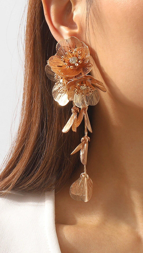 AIIZIE FRANCESCA FLOWER EARRINGS - product image
