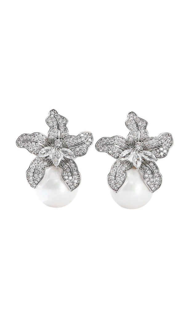 AIIZIE LILY SILVER PEARL EARRINGS - product image