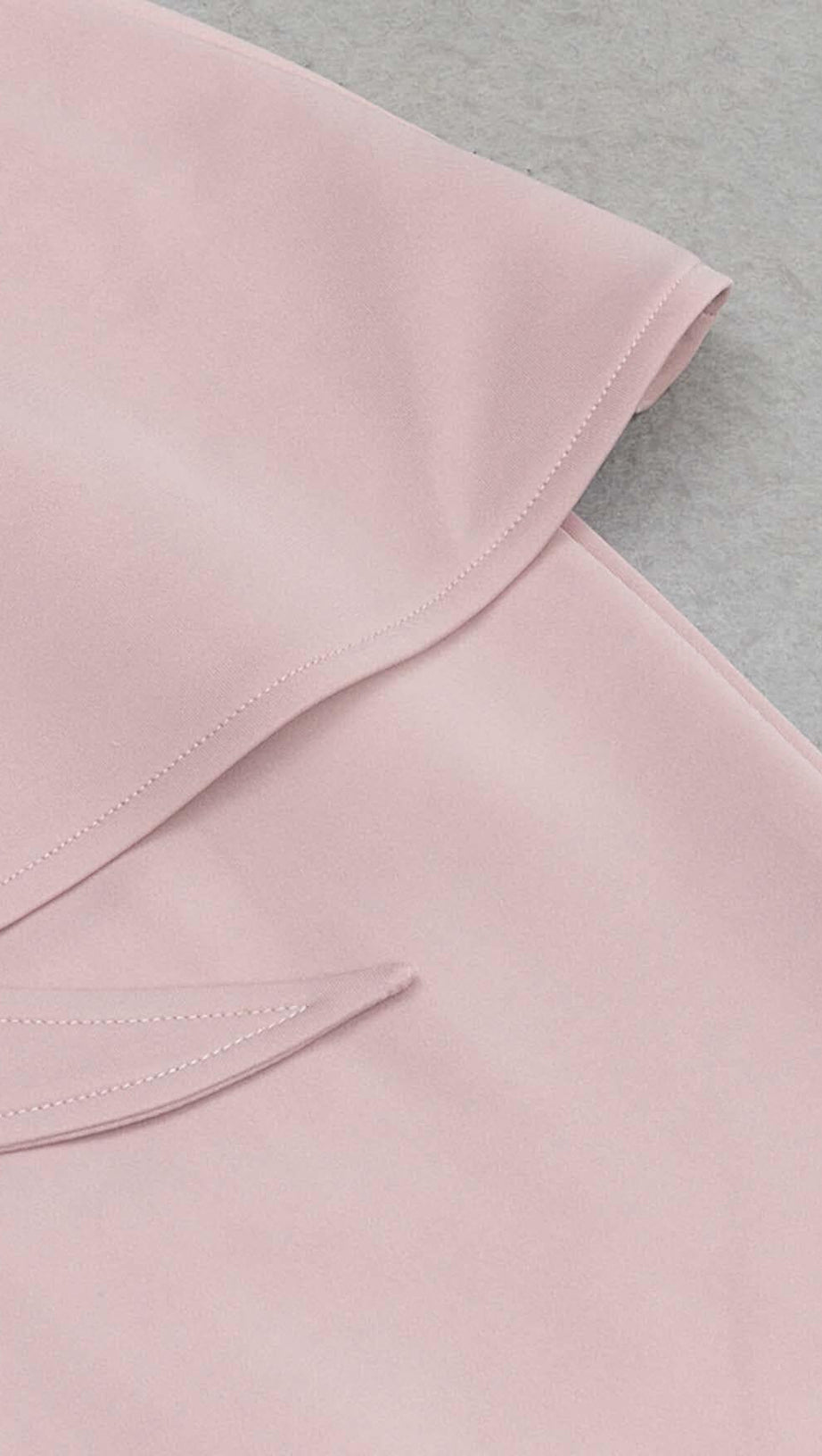 APPLIQUÉD BANDAGE MIDII DRESS IN PALE PINK