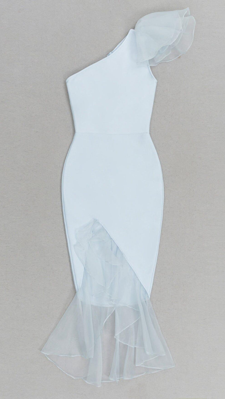 BANDAGE ONE-SHOULDER MIDI DRESS IN LIGHT BLUE