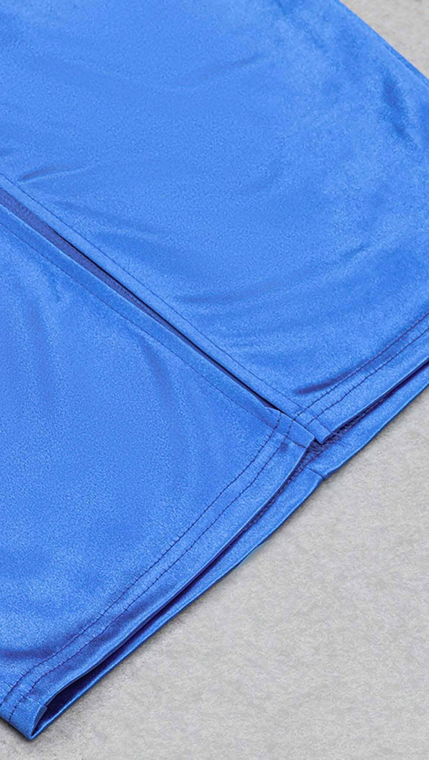 AIIZIE BANDEAU BODYCON MIDI DRESS IN BLUE - product image