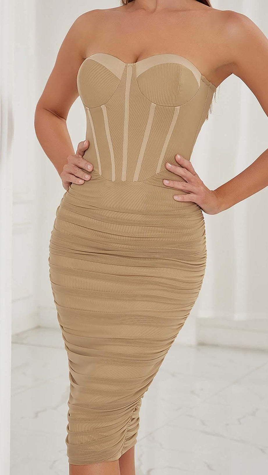 BANDEAU RUCHED CORSET MIDI DRESS IN BROWN