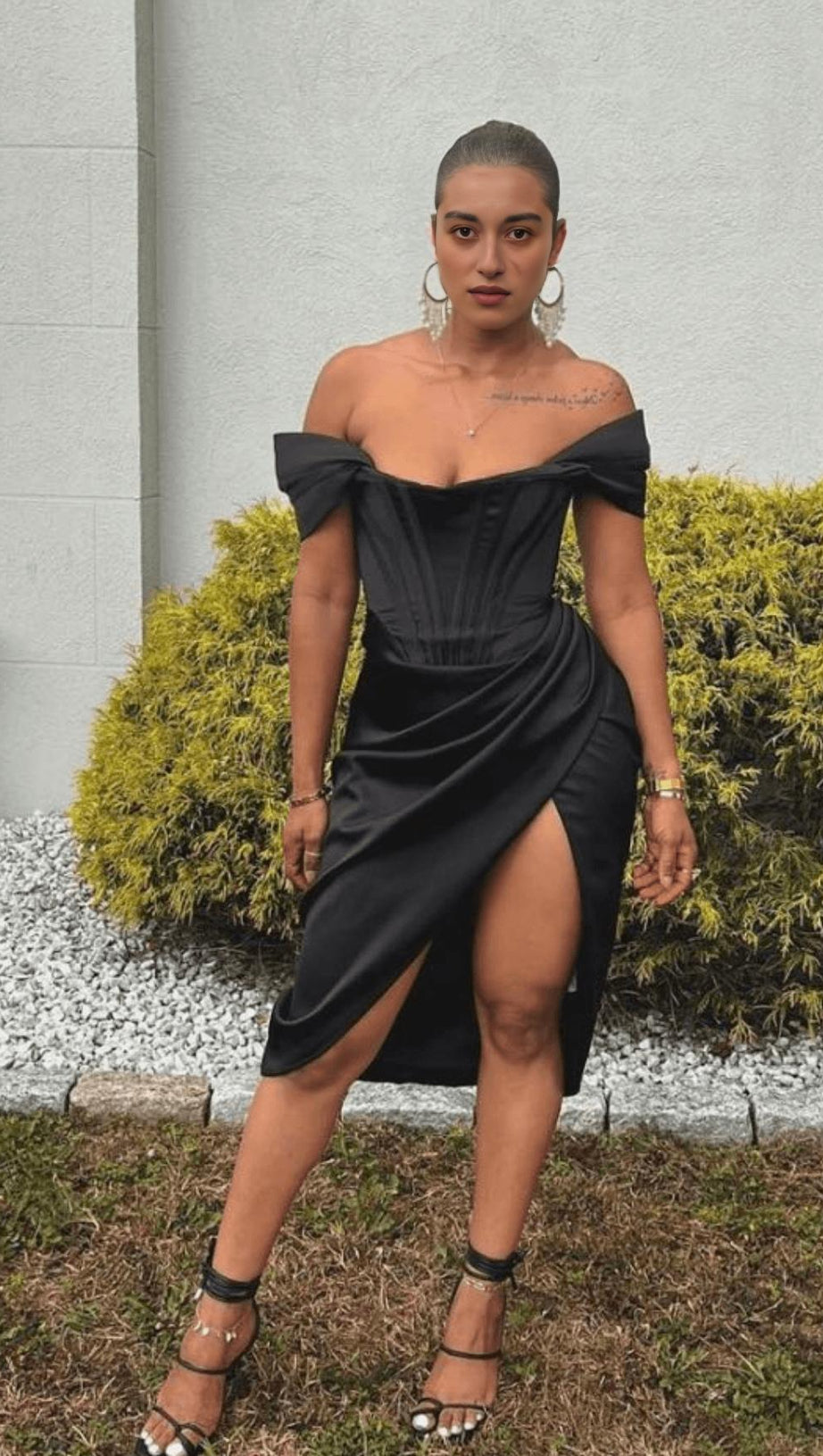 SATIN OFF SHOULDER MIDI DRESS IN BLACK