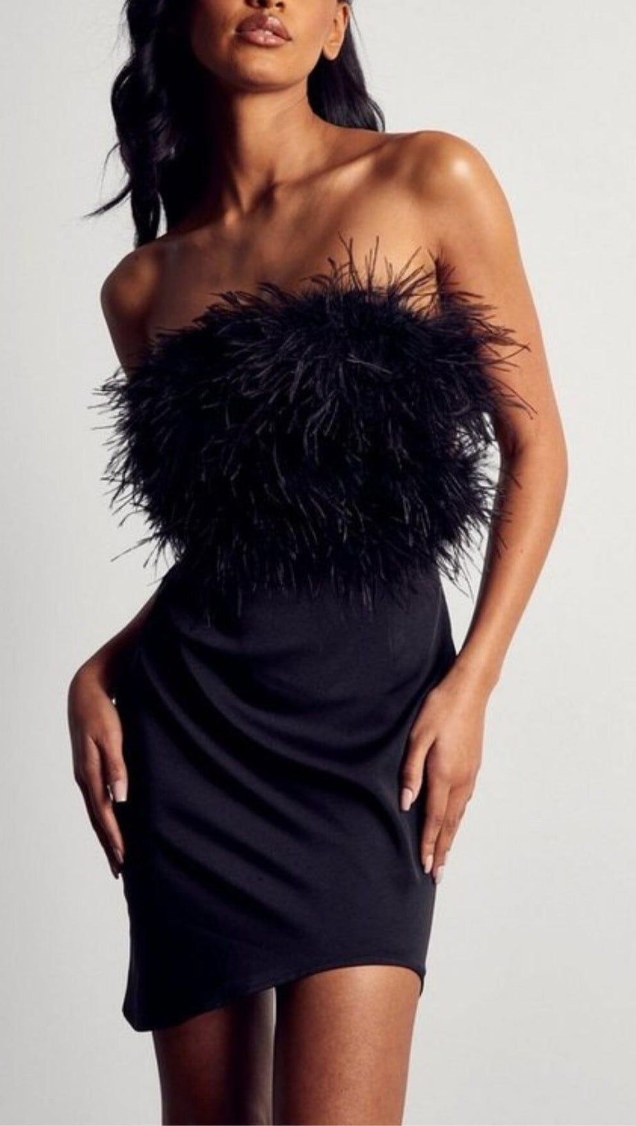 BLACK STRAPLESS FEATHER BODYCON MINI DRESS