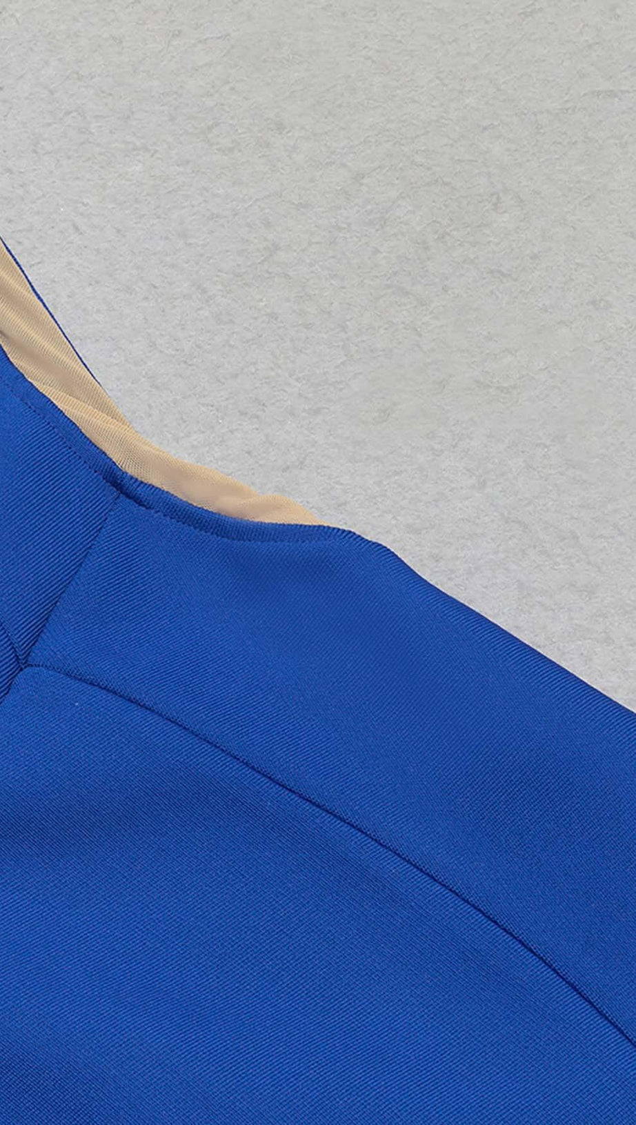 ABITO MIDI ADERENTE IN RETE BLU