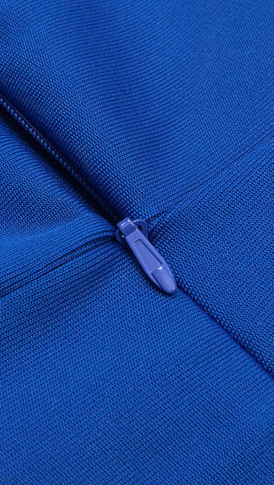 ABITO MIDI ADERENTE IN RETE BLU