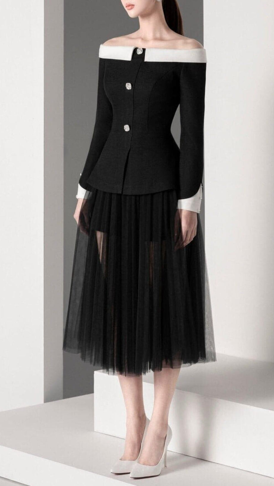 BOTTONS MESH TWO-PIECE SET DRESS IN BLACK