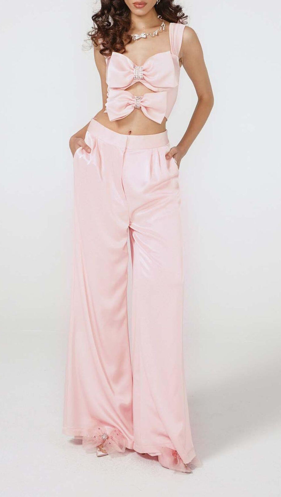 BOW-EMBELLISHED TWO-PIECE SUIT IN PINK