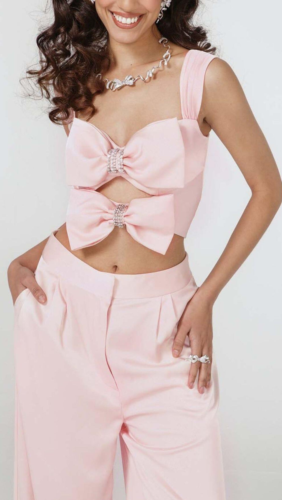 BOW-EMBELLISHED TWO-PIECE SUIT IN PINK